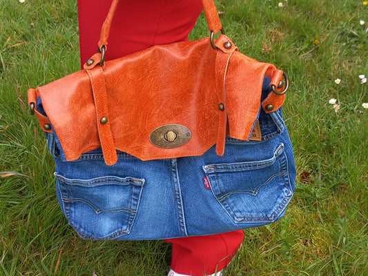 Grand sac à main en jean et cuir orange