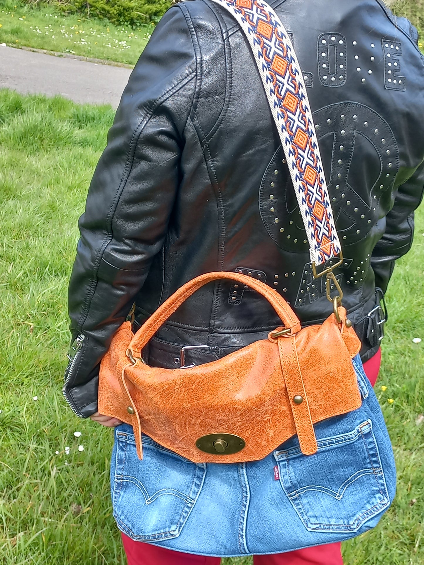 Grand sac à main en jean et cuir orange